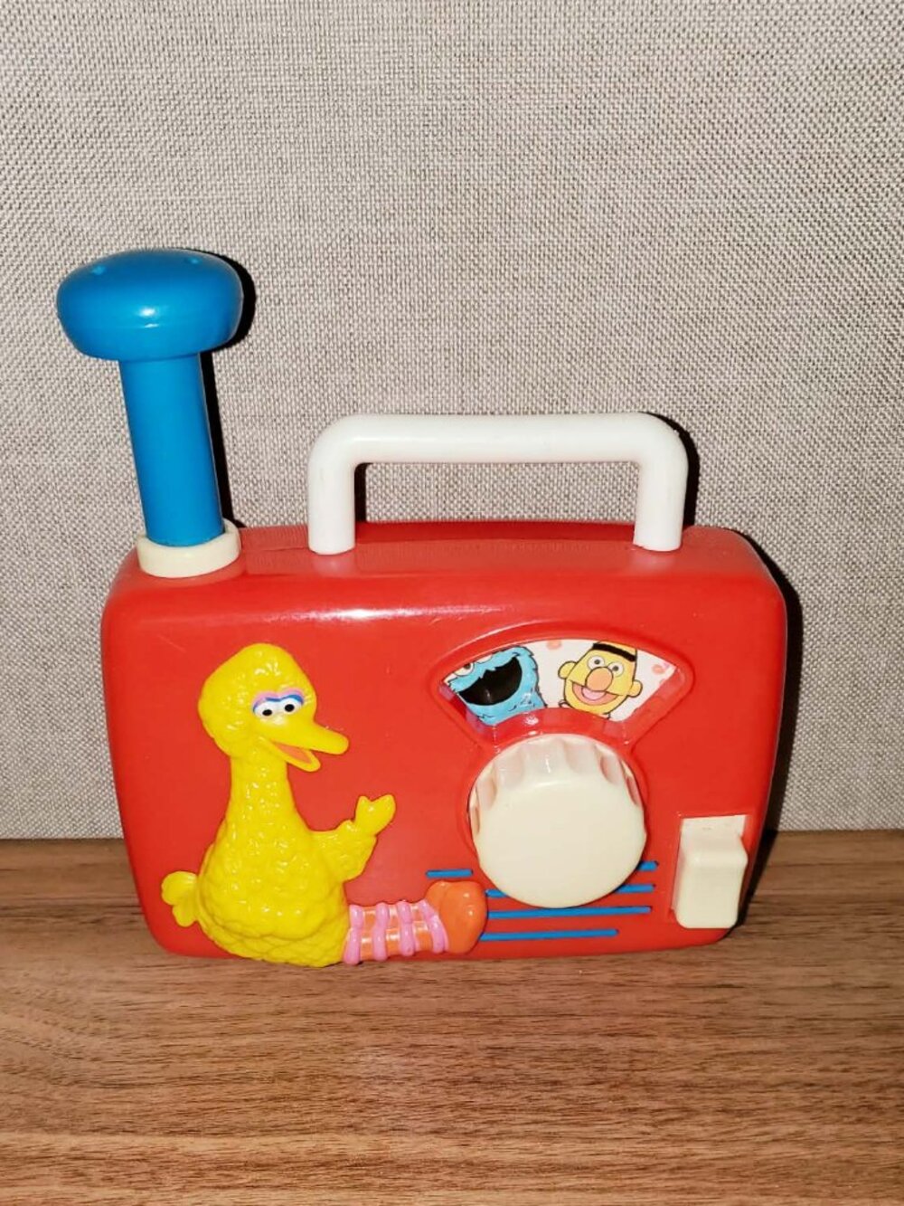 Vintage Tyco Sesame Street Wind-Up Music Box Radio